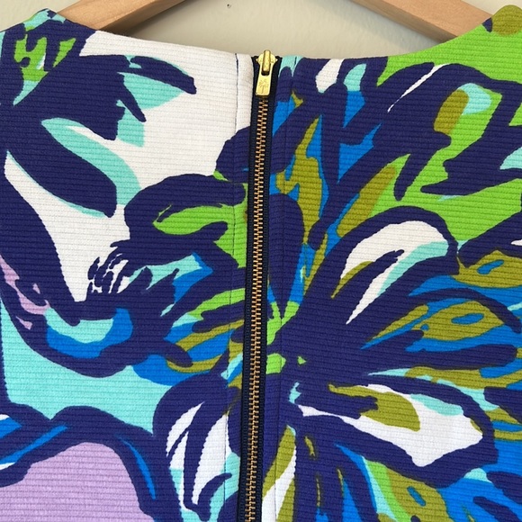 LILLY PULITZER Floral Dress in Size 2 - Picture 7 of 11